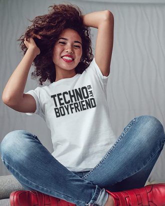TECHNO IS MY BOYFRIEND Női Póló fehér